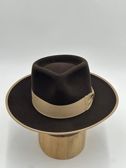 Fedora brown